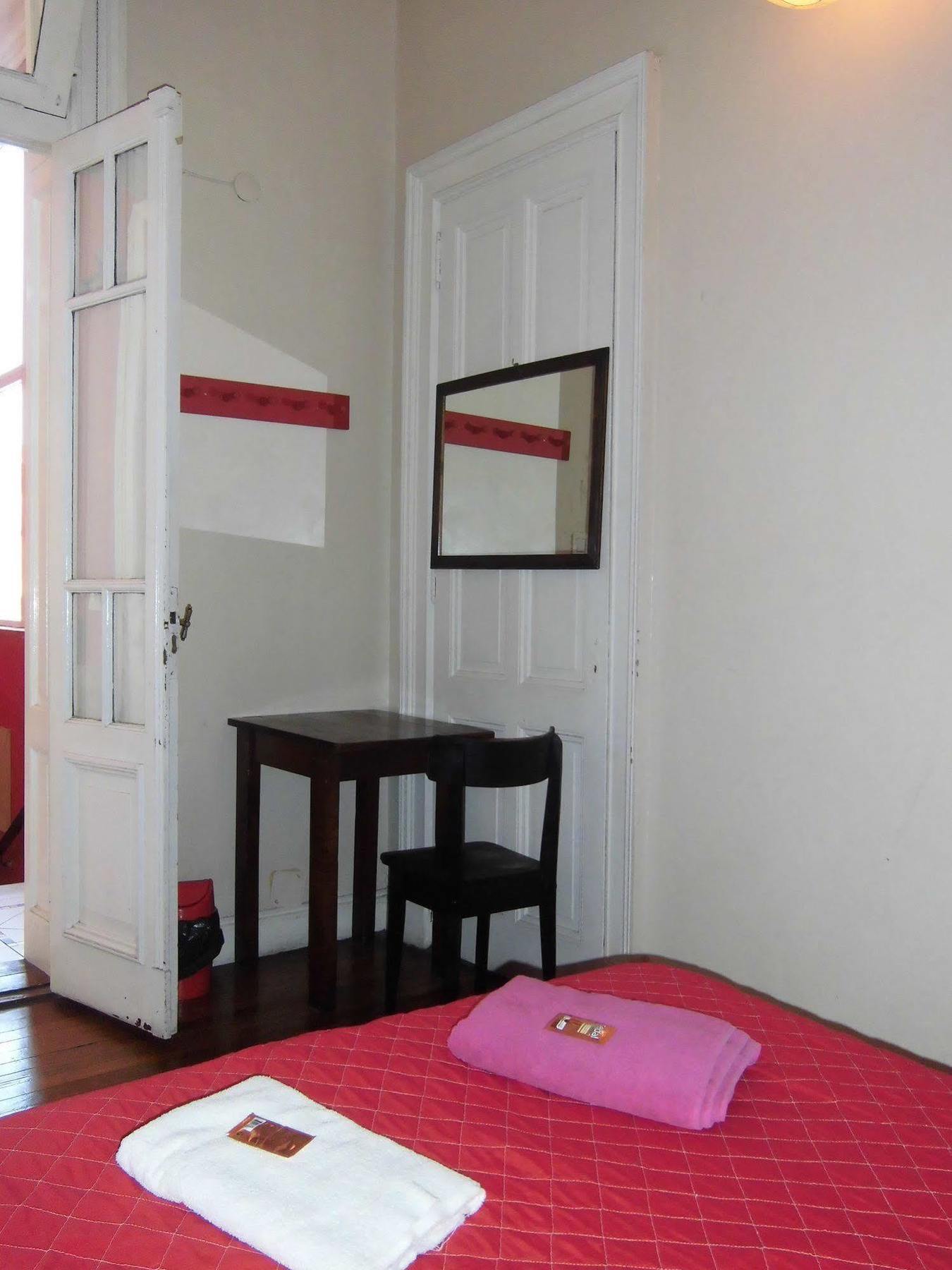 Hostel Inn Buenos Aires Ngoại thất bức ảnh
